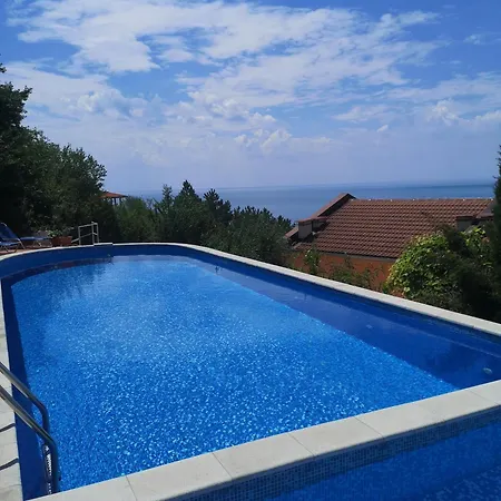 Vip Seaview 2 Complex Karia דירה קברנה